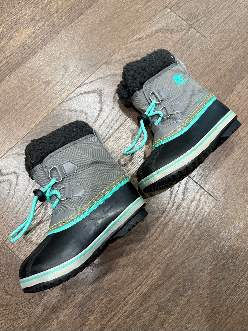 Sorel childrens winter snow boots size 11 teal gray black